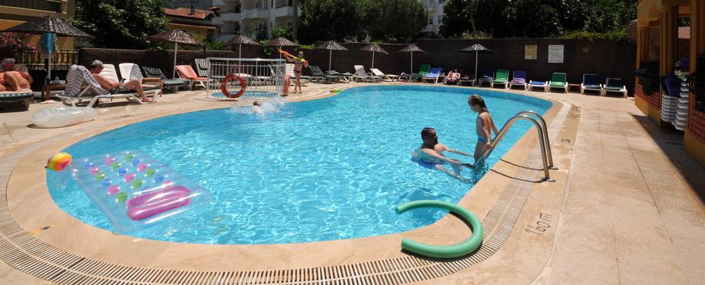 Kleopatra Apartments Icmeler Marmaris Extérieur photo